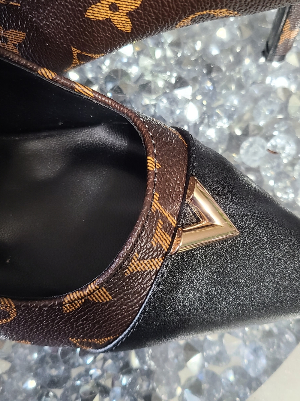 Louis Vuitton Black and Brown Monogram Pointed-Toe Heels - Picture 3 of 9